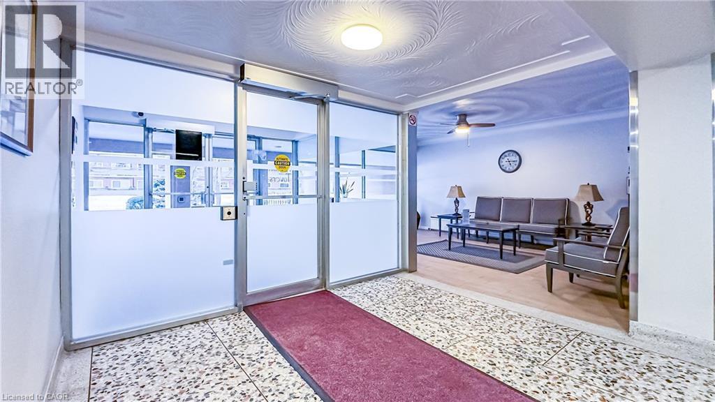 8 WOODMAN Drive Unit# 805