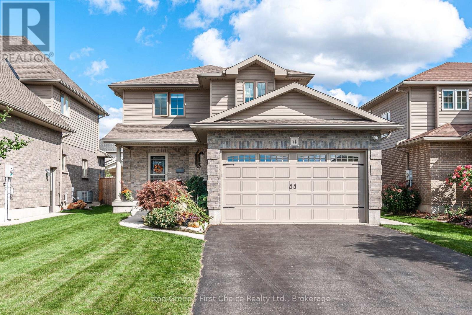 74 RUTHERFORD DRIVE