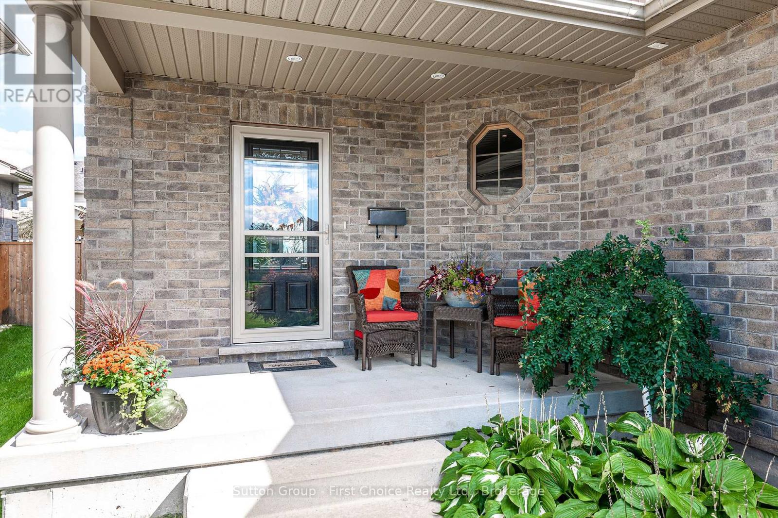 74 RUTHERFORD DRIVE