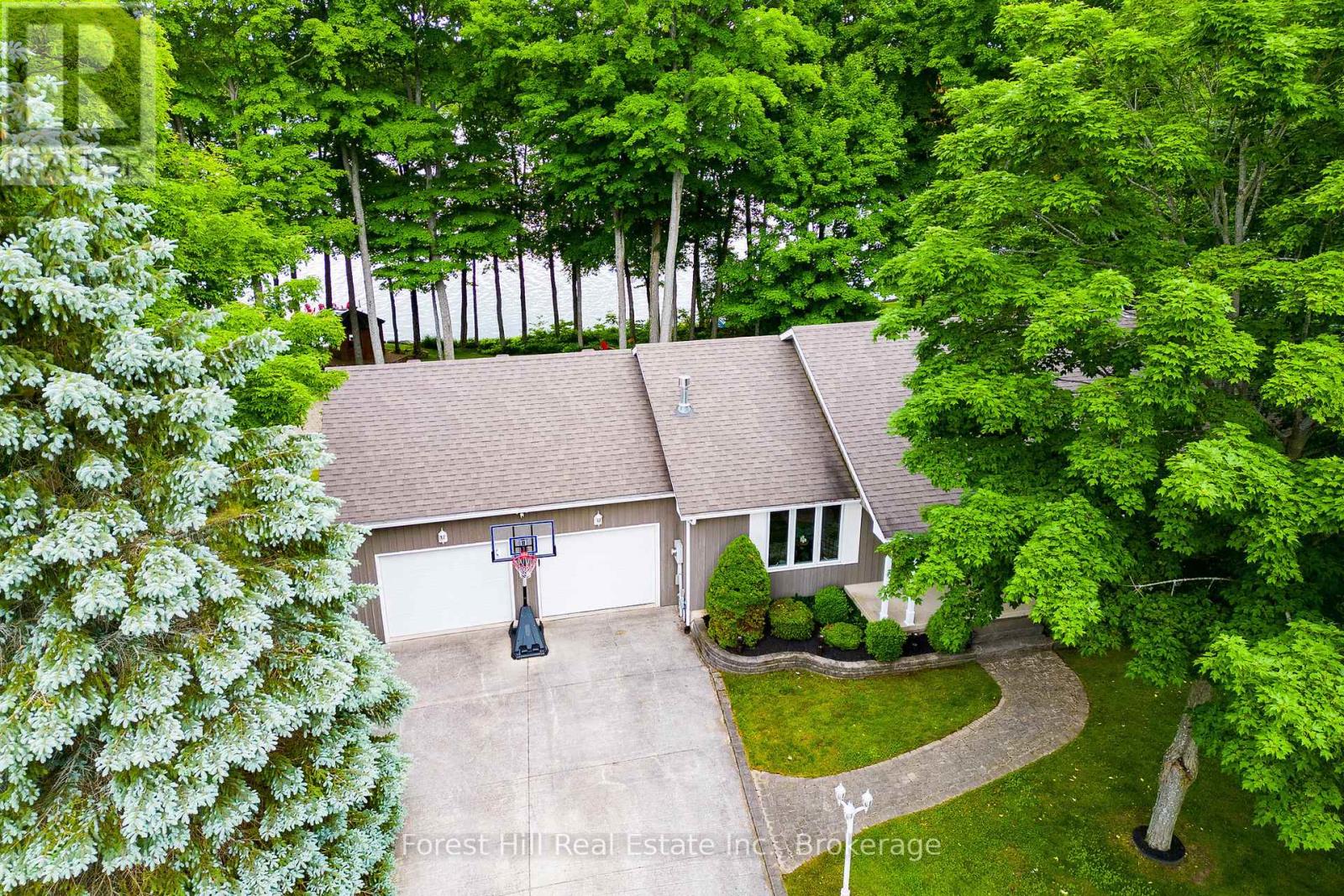 227 PETERS CRESCENT