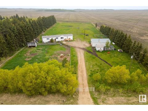 55524 RGE ROAD 261 Rural Sturgeon County AB T8R1P4