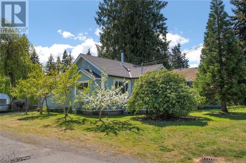 2757 Allen Ave Cumberland BC V0R1S0