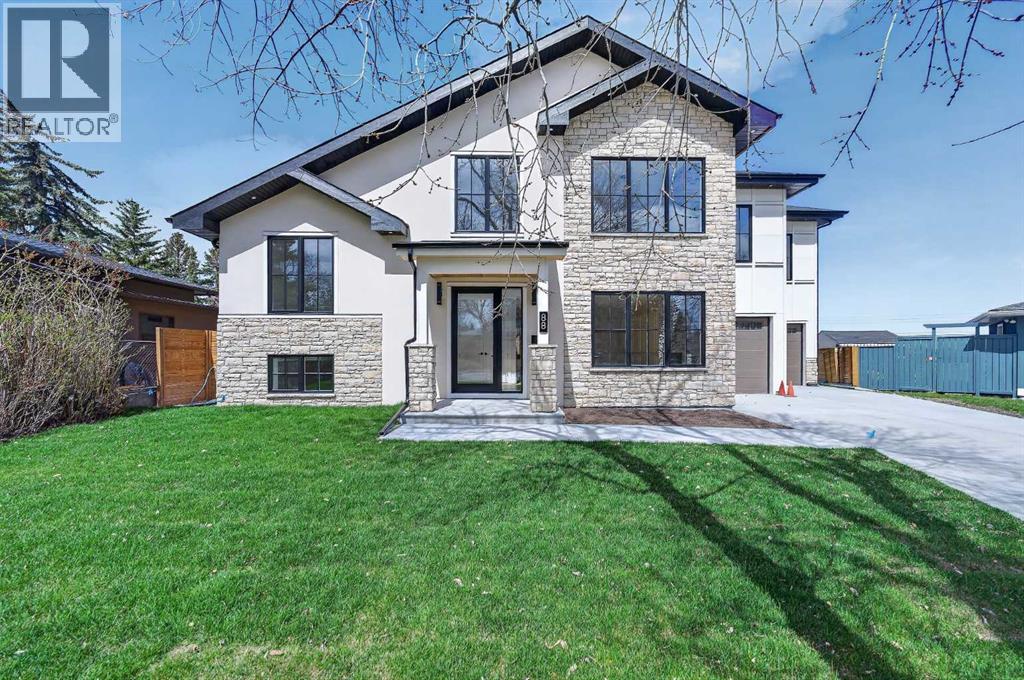 88 Woodlark Drive SW