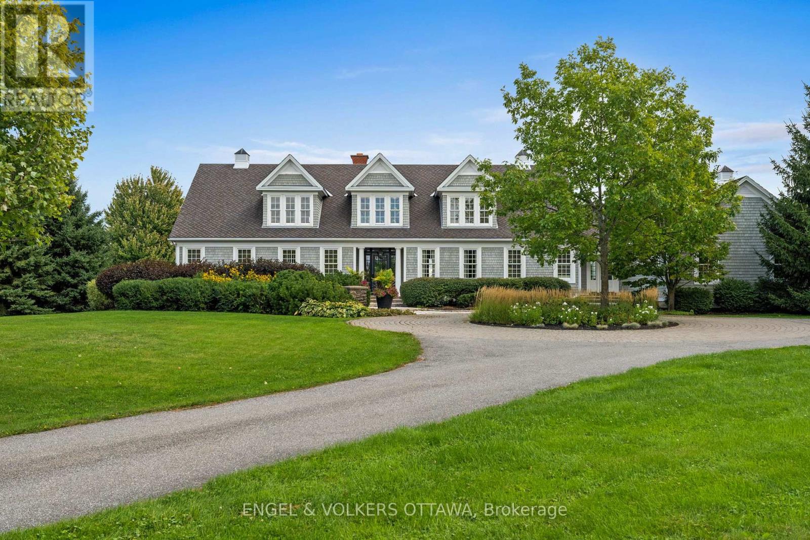 6029 RIDEAU VALLEY DRIVE N