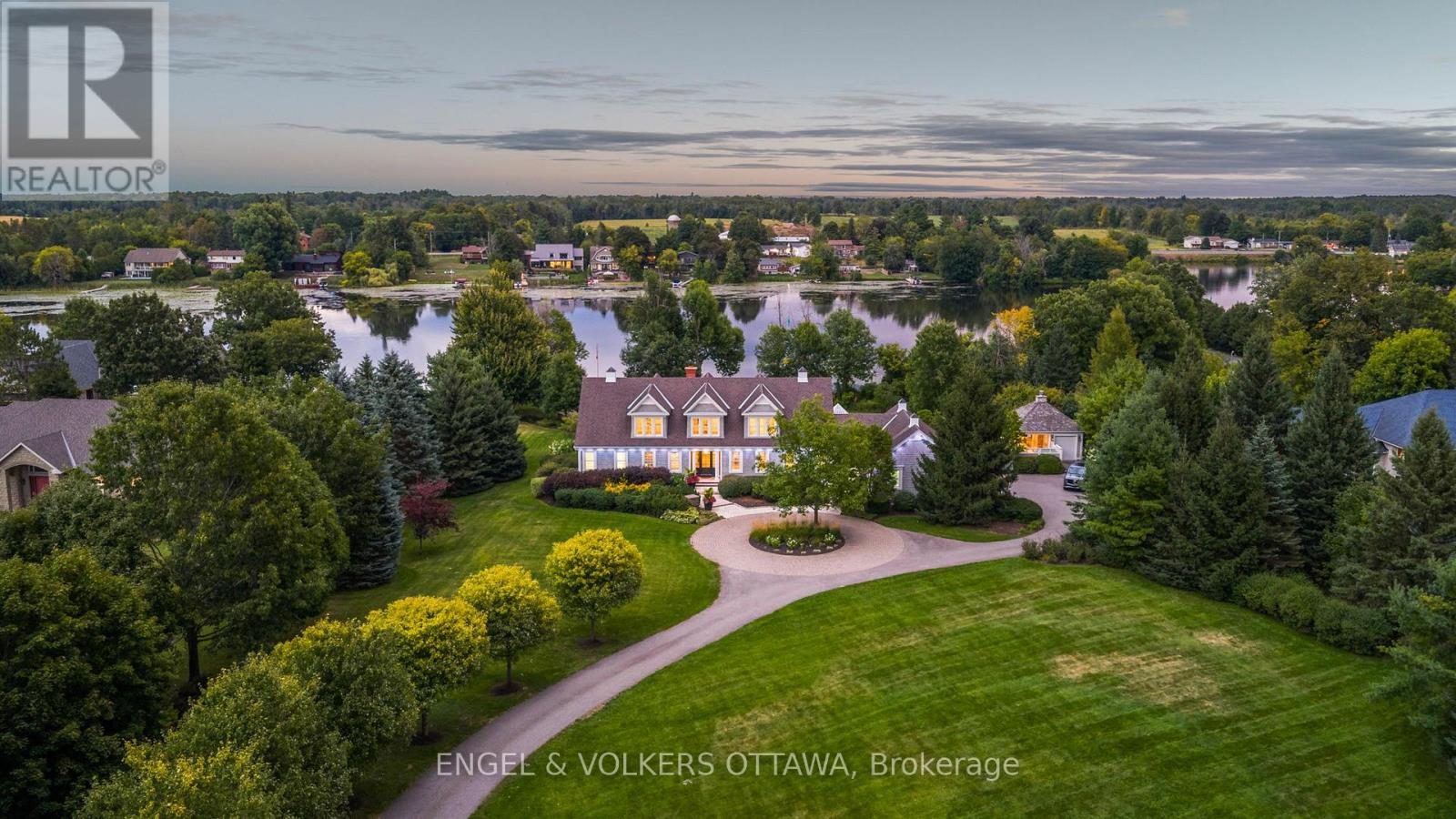 6029 RIDEAU VALLEY DRIVE N