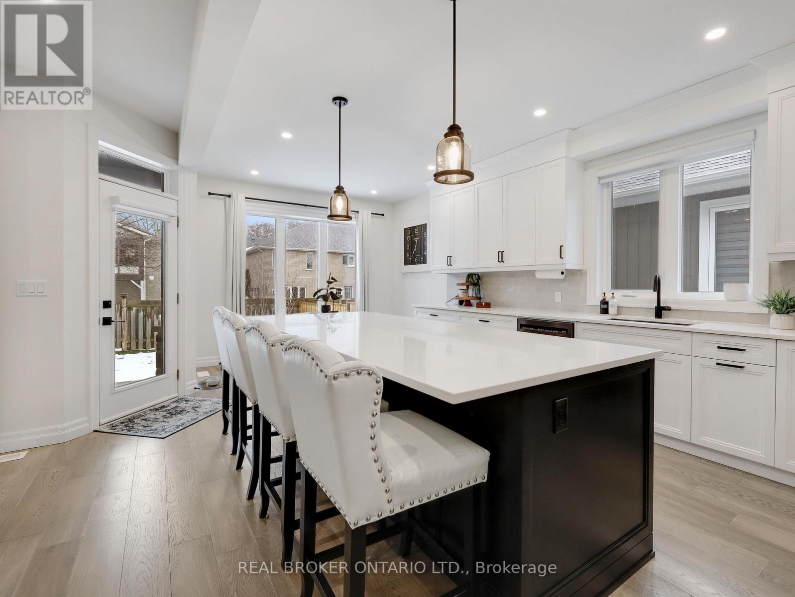 11 - 68 CEDAR STREET