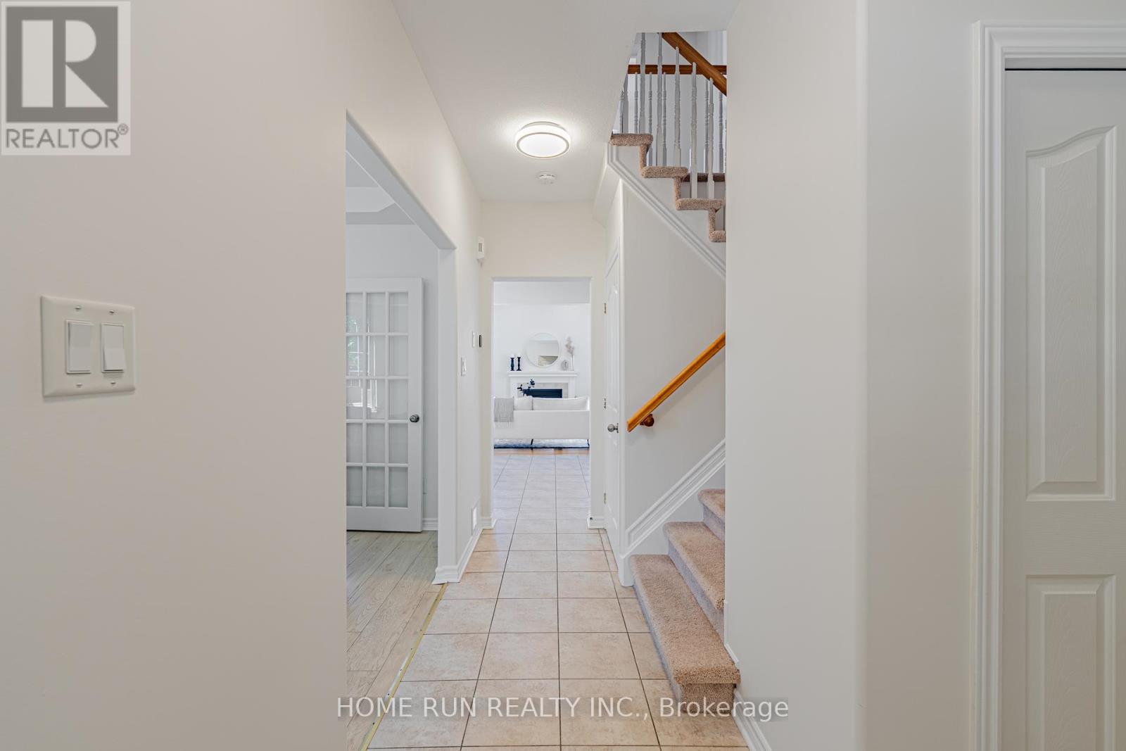 48 WOLISTON CRESCENT