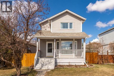 303 Coventry Close NE Calgary AB T3K4C5