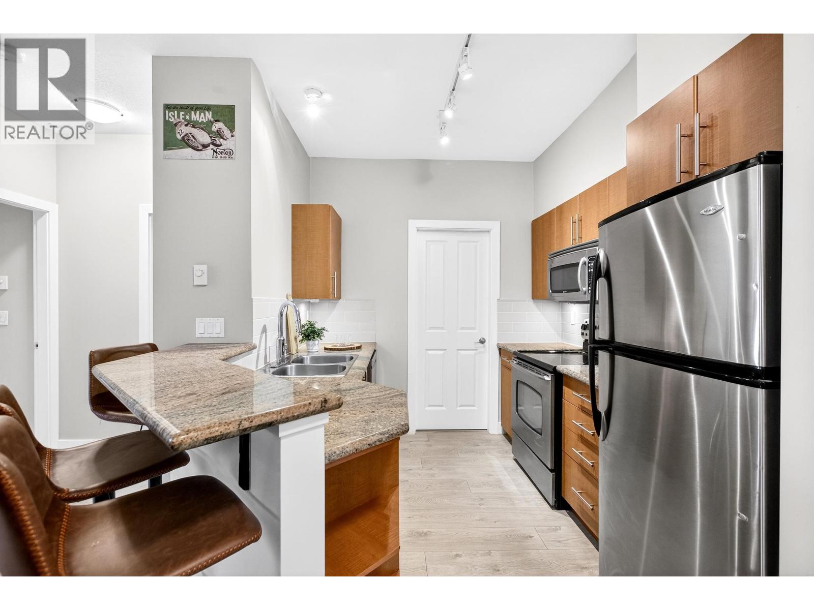 311 2478 SHAUGHNESSY STREET