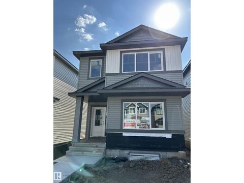 4615 177 AV NW Edmonton AB T5Y4B7