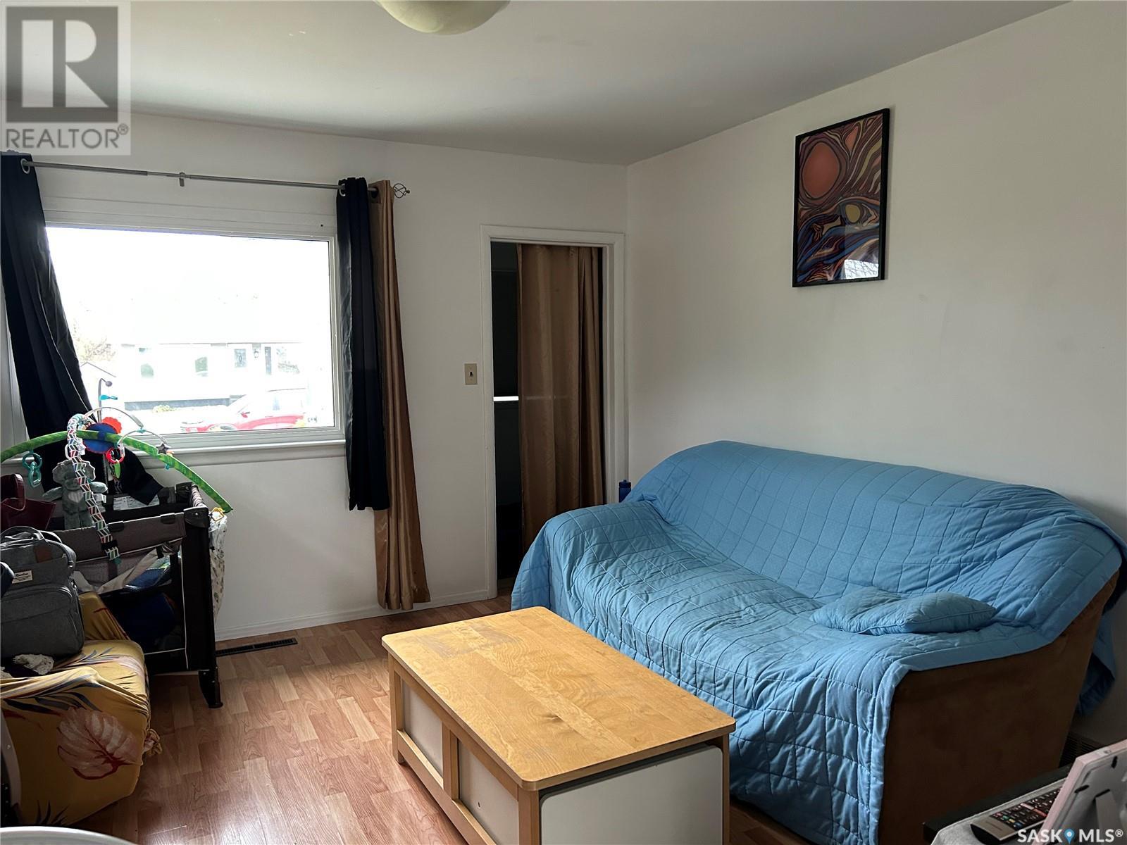 316 4th AVENUE W