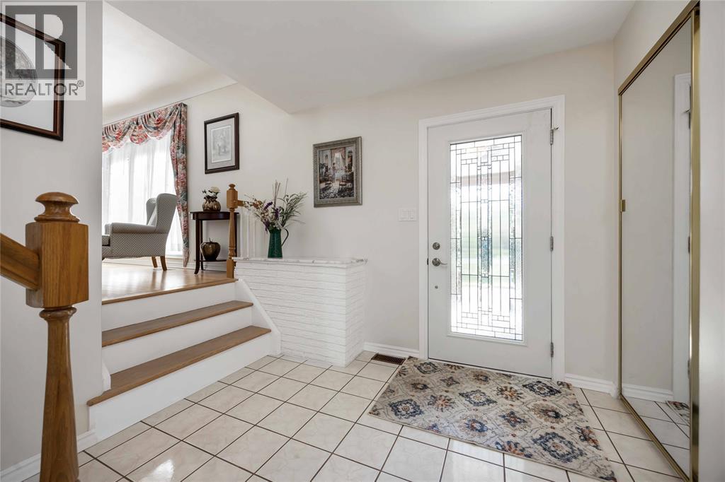 601 Winchester CRESCENT