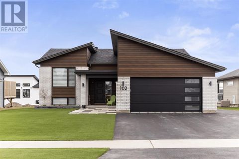 102 Chatfield DR Sault Ste. Marie ON P6C0B1