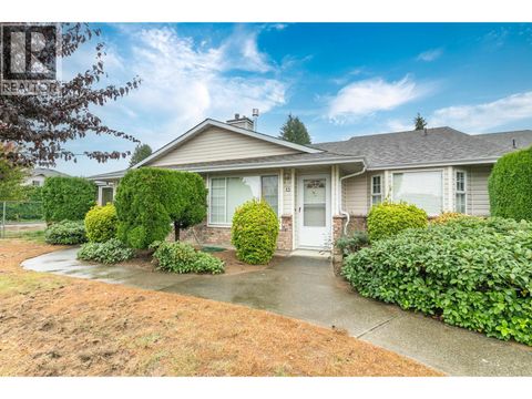 13 19249 HAMMOND ROAD Pitt Meadows BC V3Y2B8