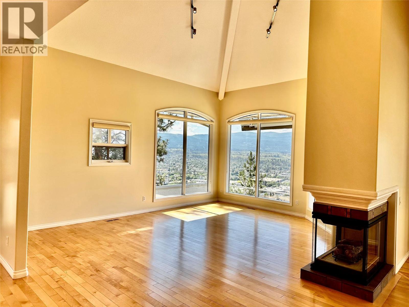 880 Christina Place Unit# 21