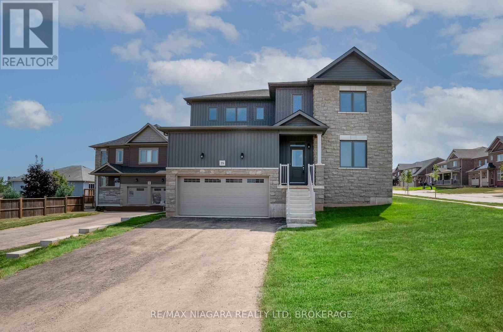 25 ORIOLE CRESCENT
