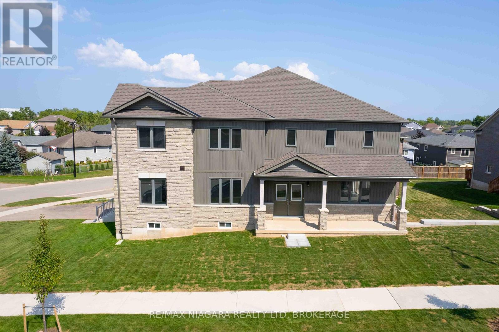 25 ORIOLE CRESCENT