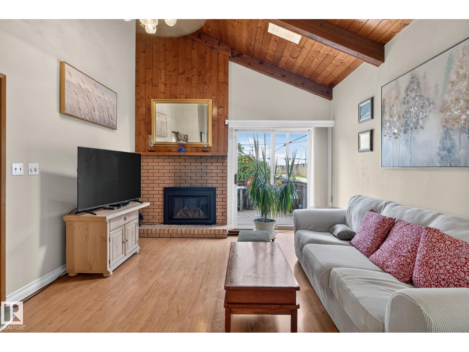 12703 122 ST NW