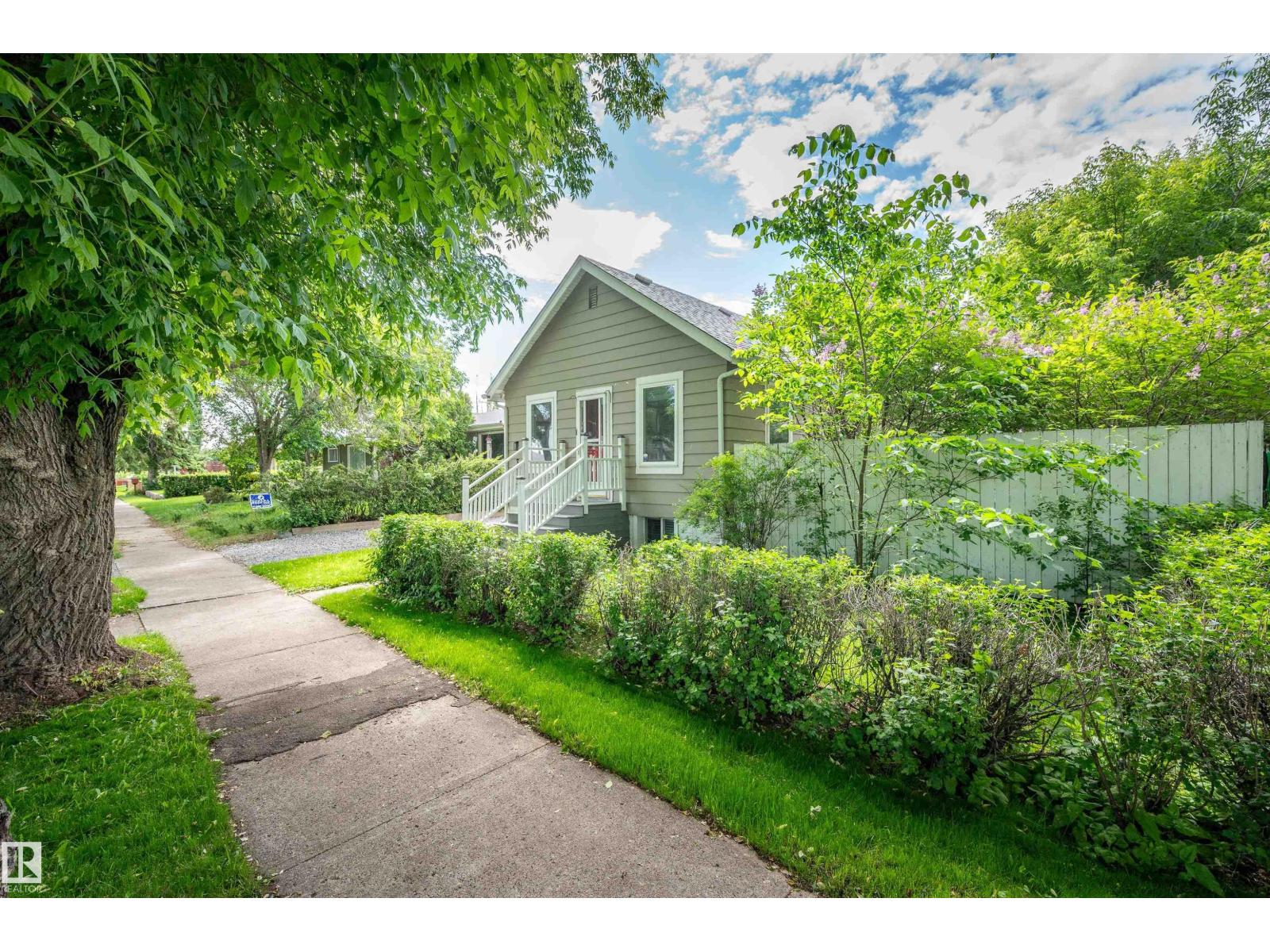 3631 108 AV NW
