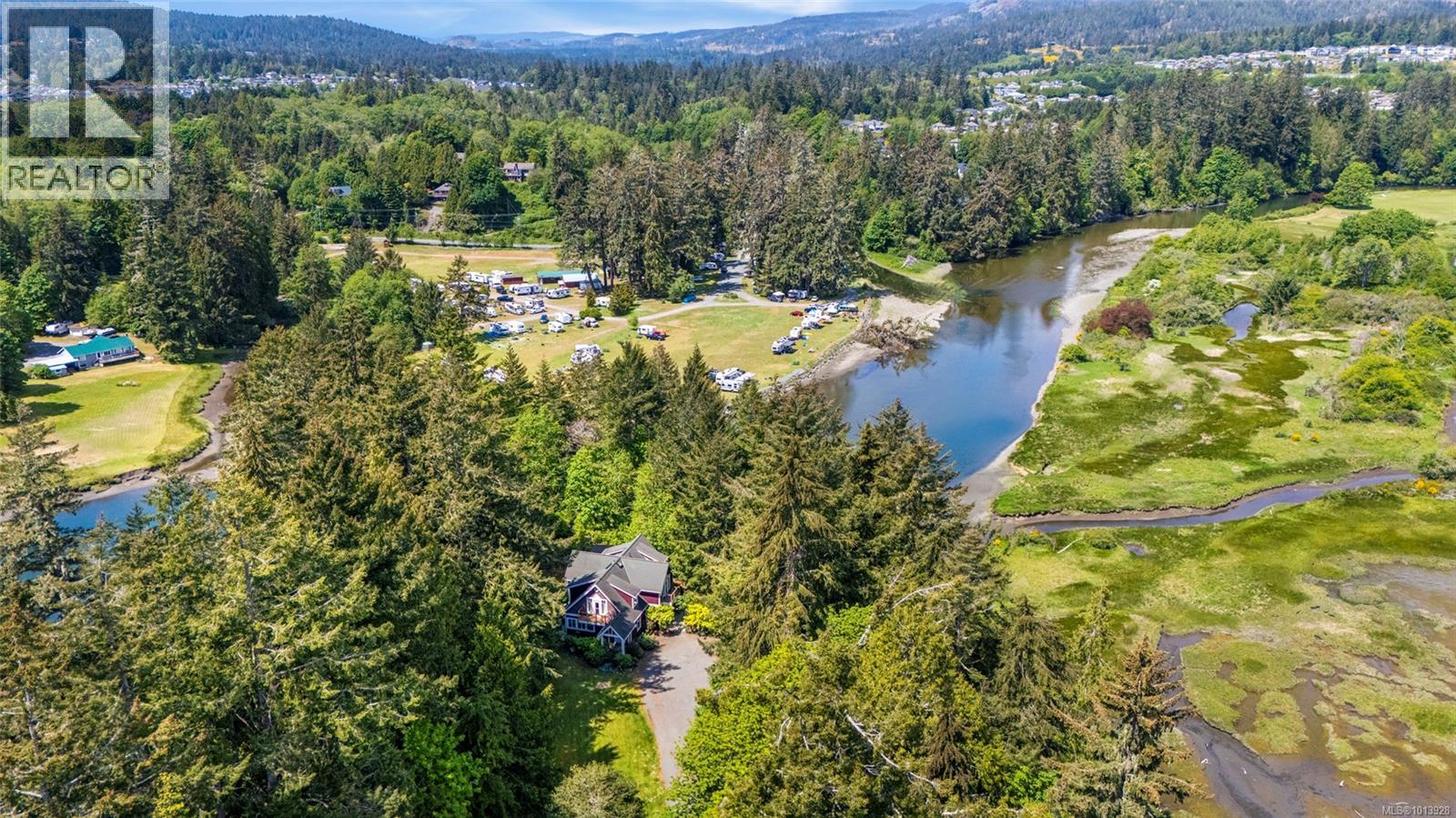 6280 Sooke Rd