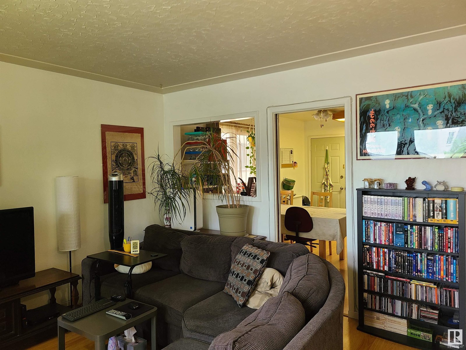 10115 83 AV NW NW