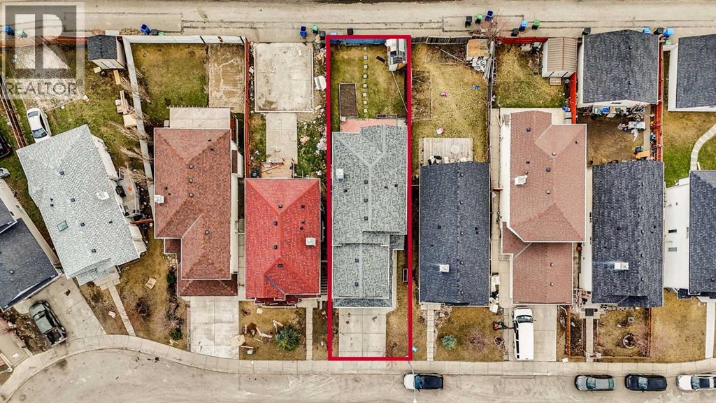 75 Taralea Crescent NE
