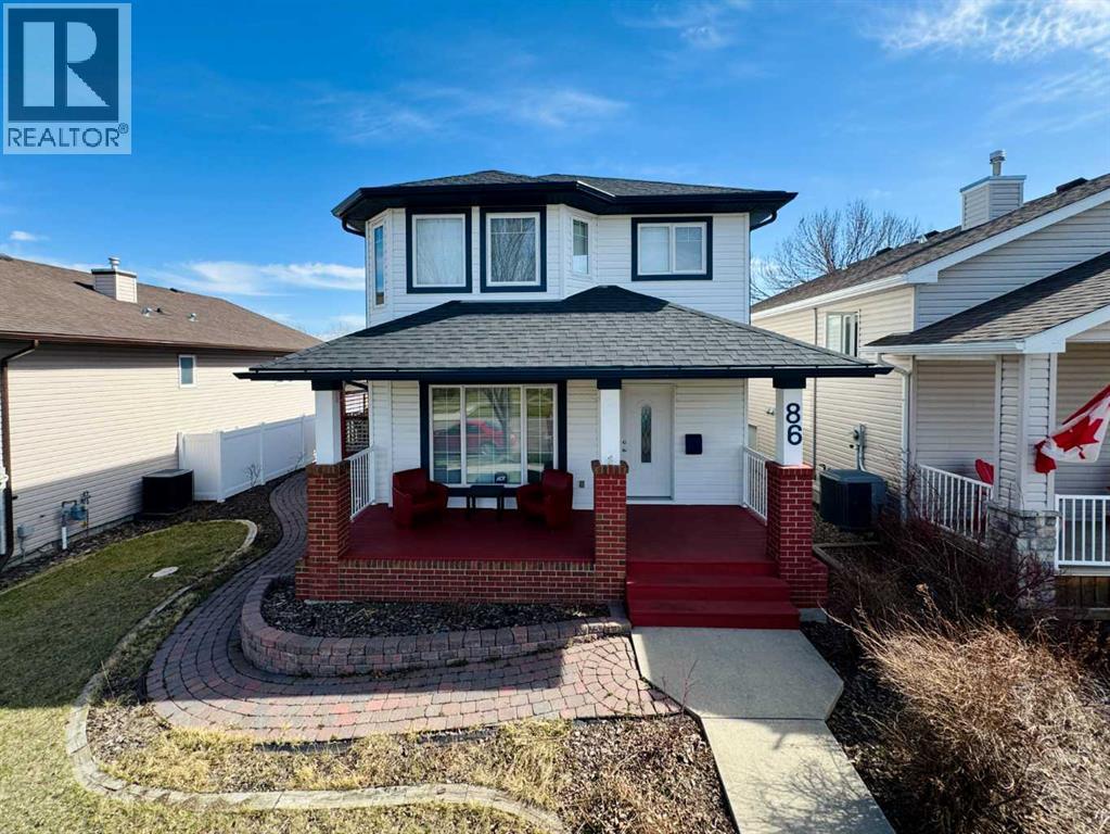 86 Riverstone Boulevard W