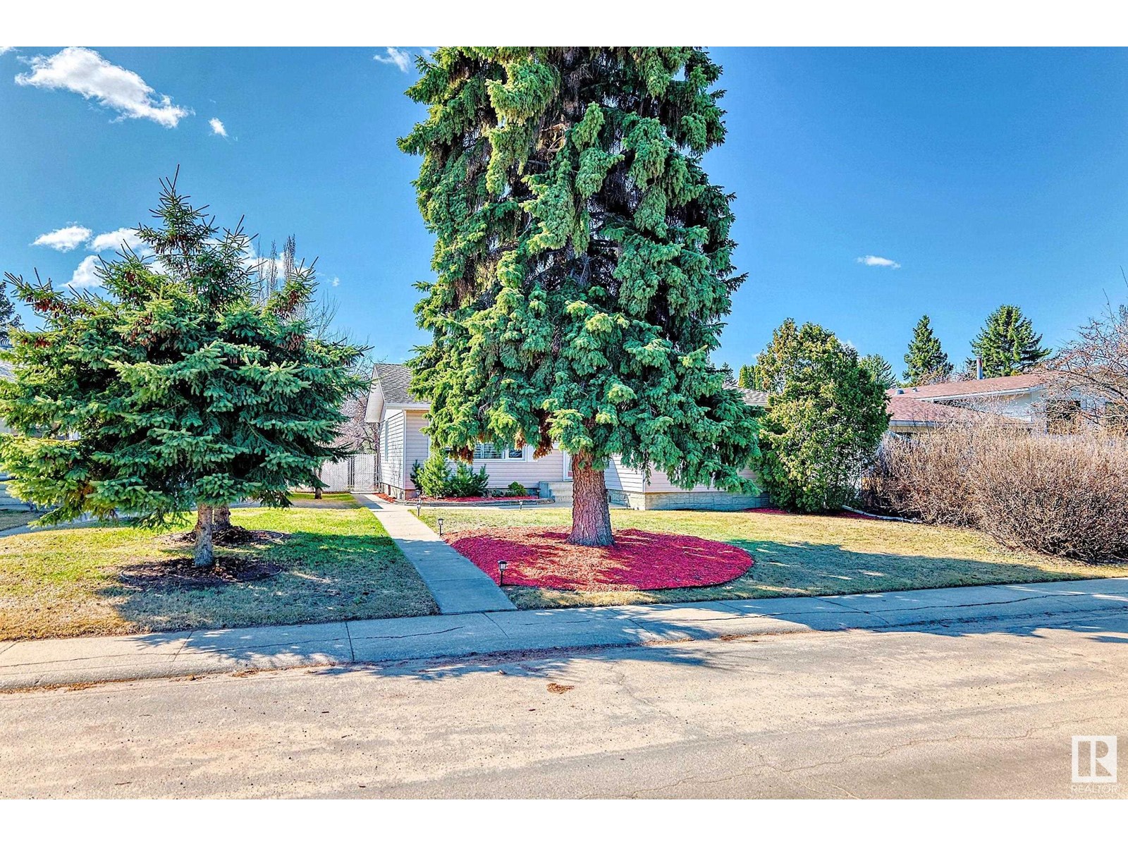 11731 38A AV NW