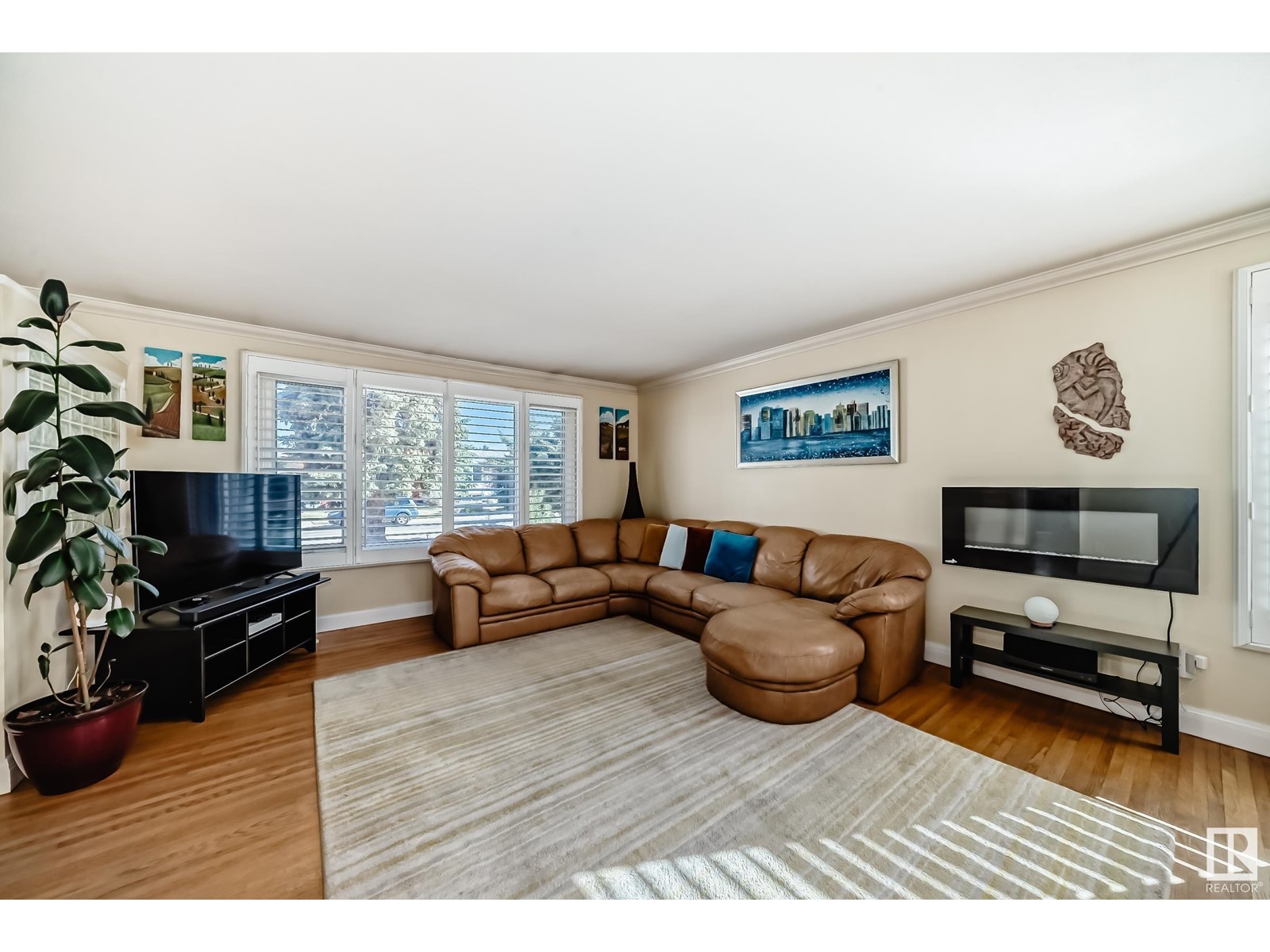 11731 38A AV NW