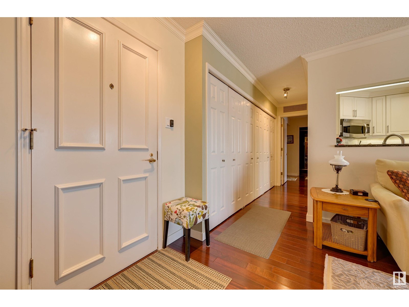 #408 14810 51 AV NW