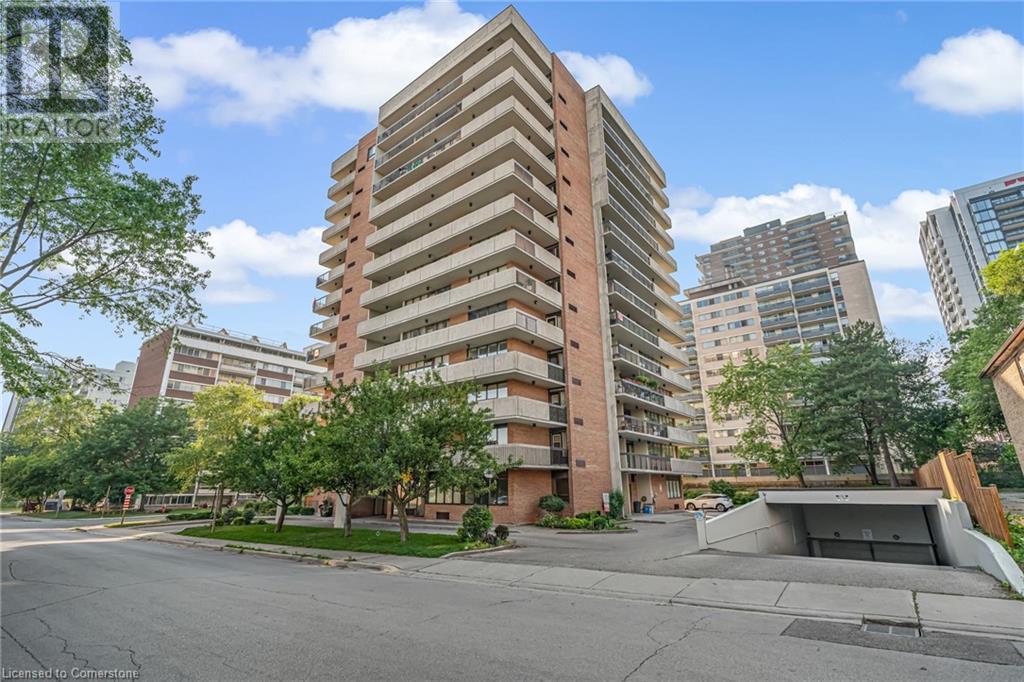 66 HIGH Street E Unit# 904