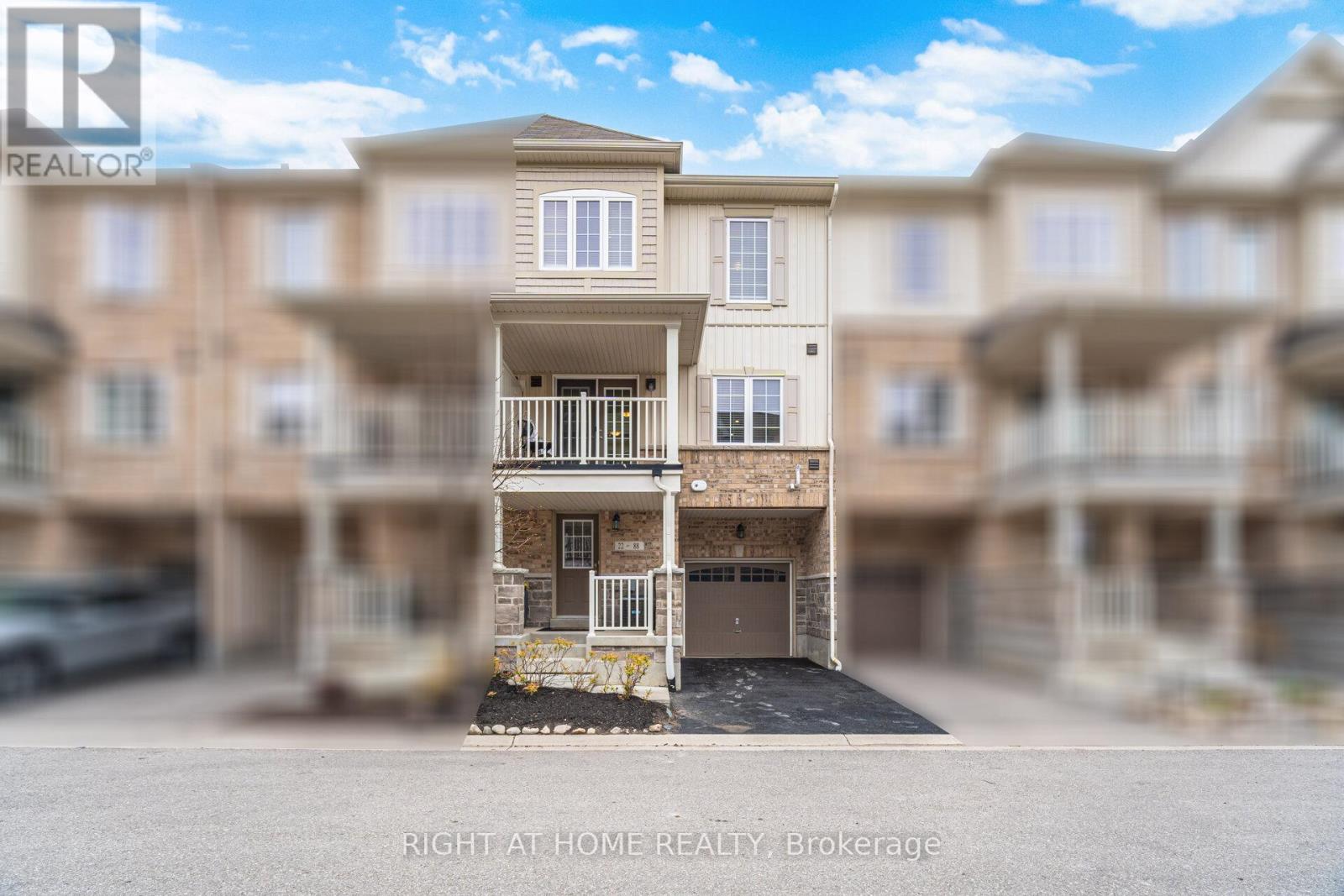 22 - 88 DECORSO DRIVE