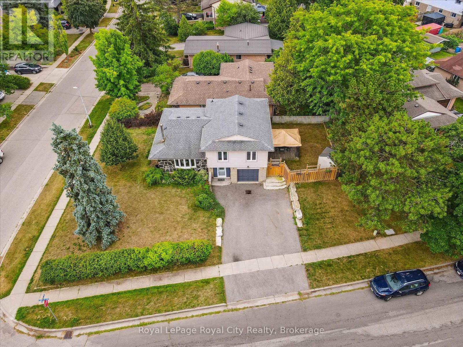 47 ARGYLE DRIVE