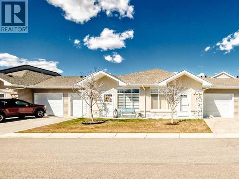 10 Sunvale Place NE High River AB T1V0J3