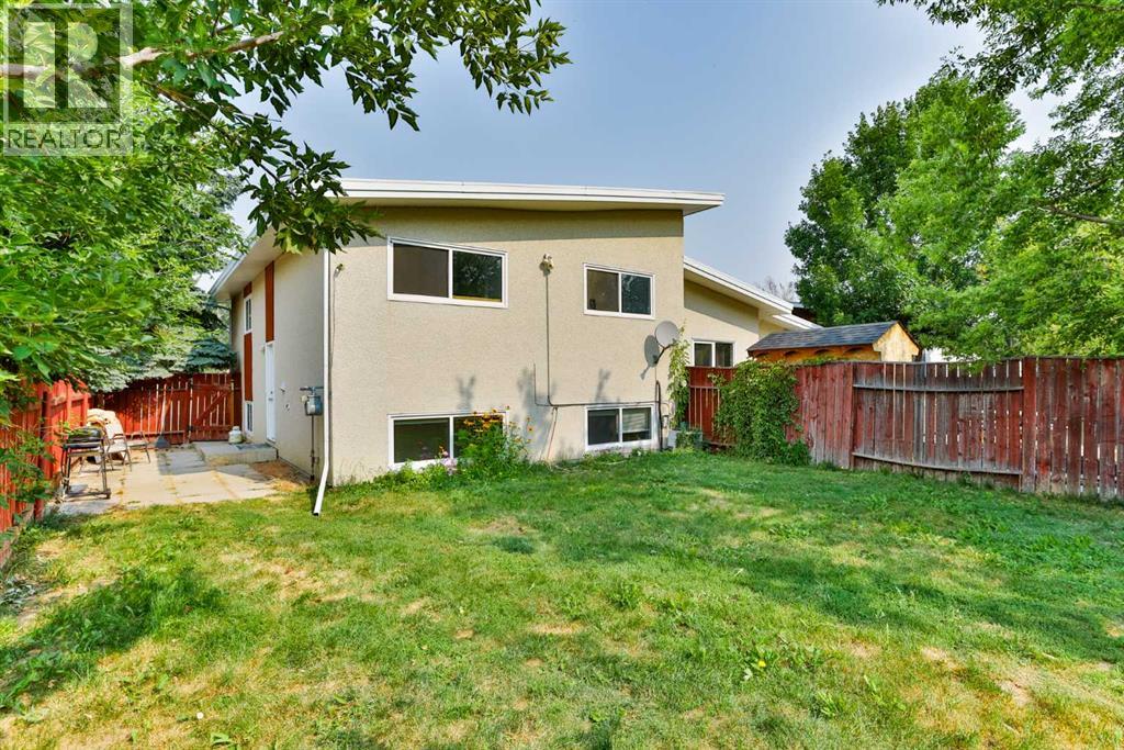 150 McGill Boulevard W
