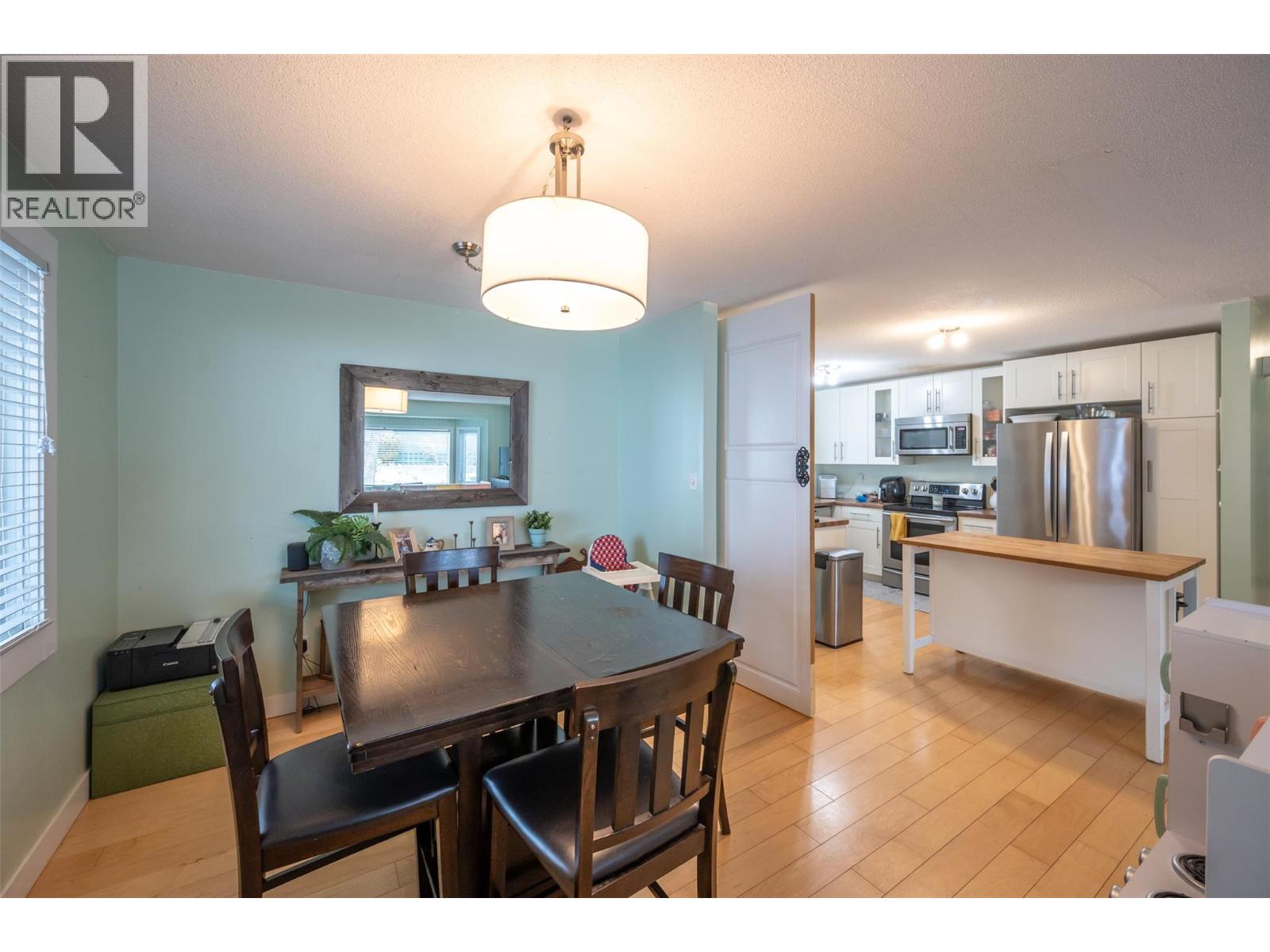 116 MCPHERSON Crescent