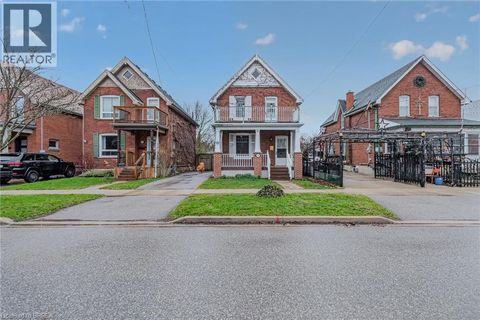 174 MARLBOROUGH Street Brantford ON N3S4S9