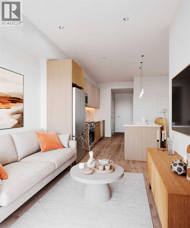 5, 412 Marten Street