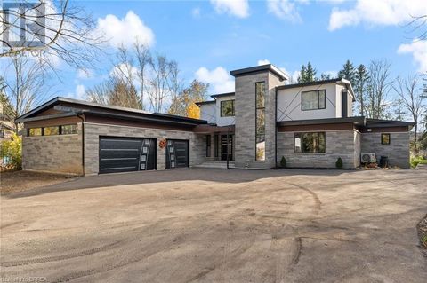 6 CAMPBELL FARM Road Brantford ON N3T5L6