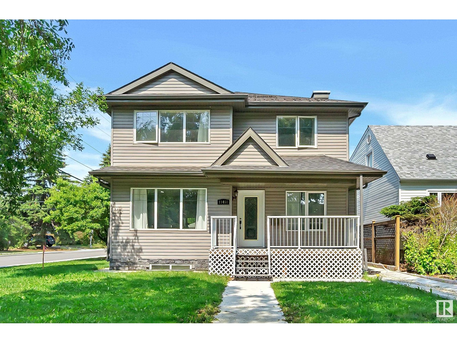 11458 79 AV NW