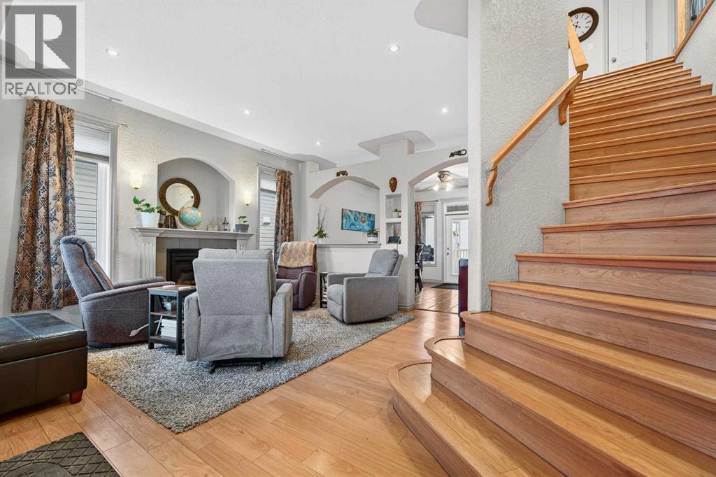 388 Grizzly Crescent N