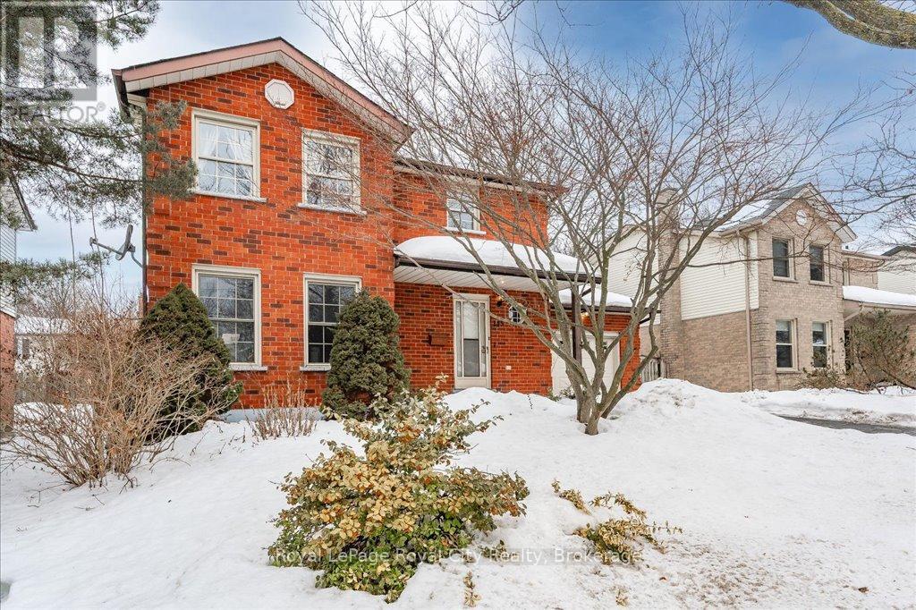 145 KORTRIGHT ROAD W