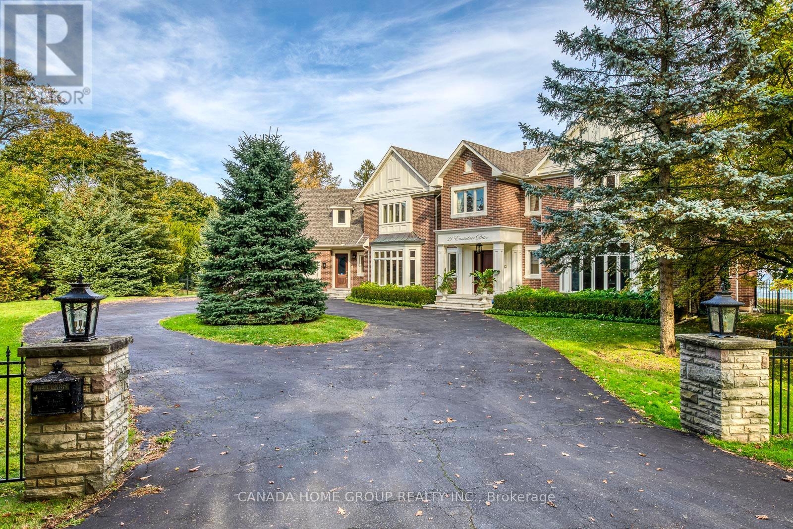 21 ENNISCLARE DRIVE E