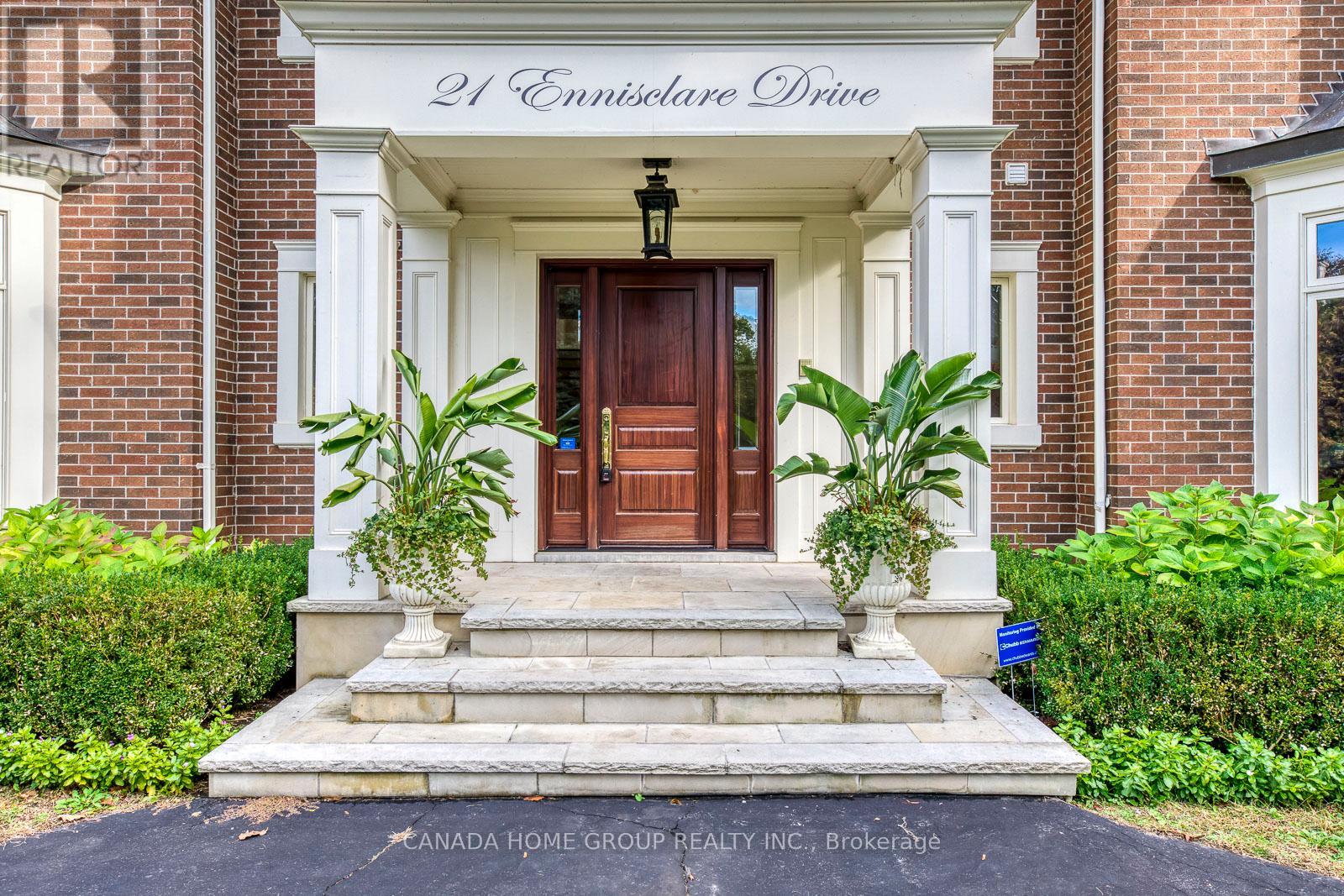 21 ENNISCLARE DRIVE E