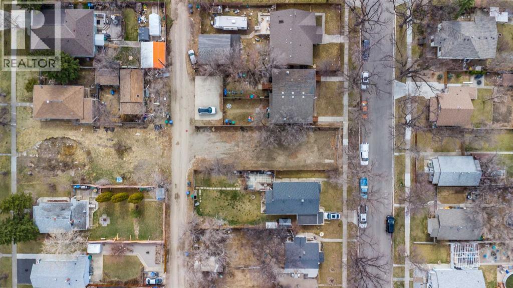 809 12 B Street North