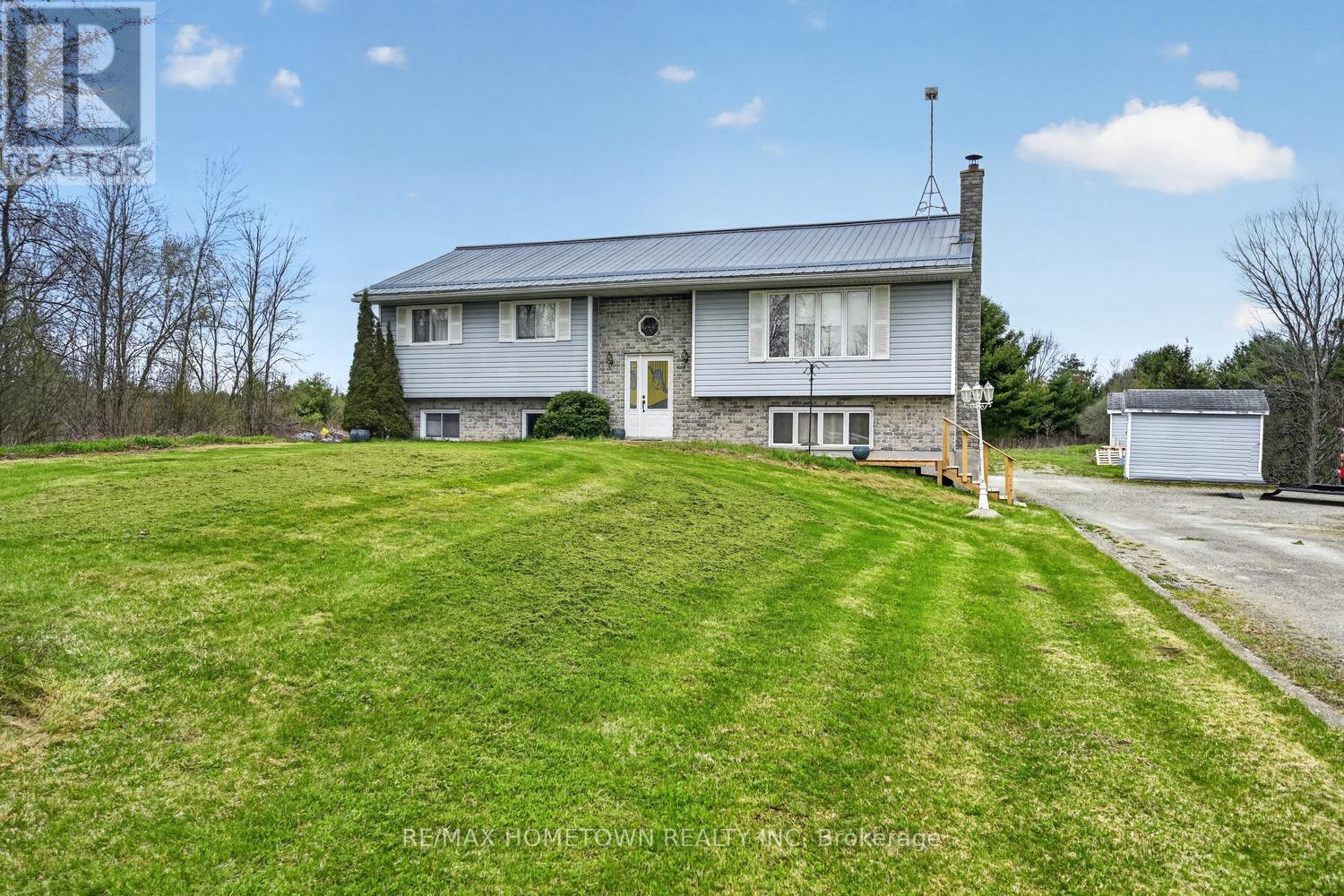 Photo 1 of 38 — 16 GRAHAM LAKE ROAD, Front of Yonge, ON K0E1R0