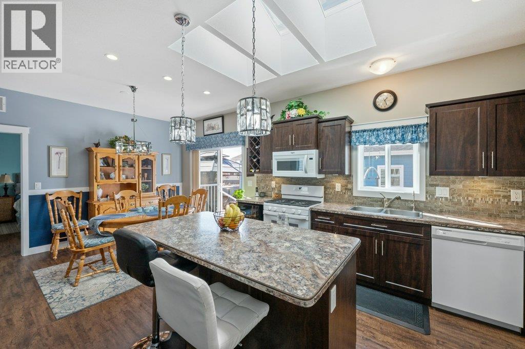 8300 Gallagher Lake Frontage Road Unit# 122