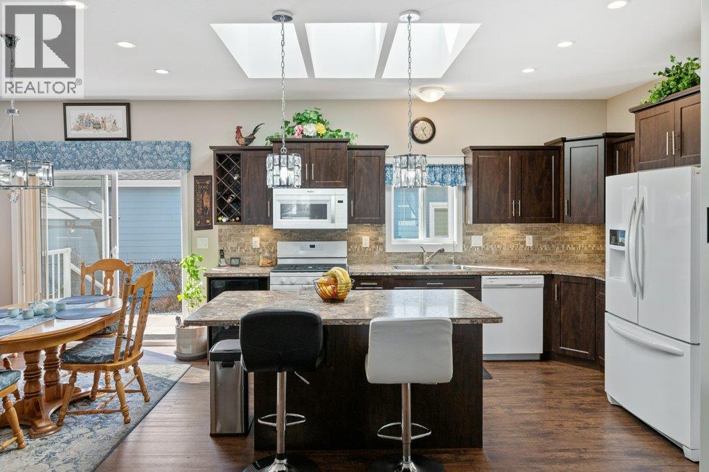 8300 Gallagher Lake Frontage Road Unit# 122