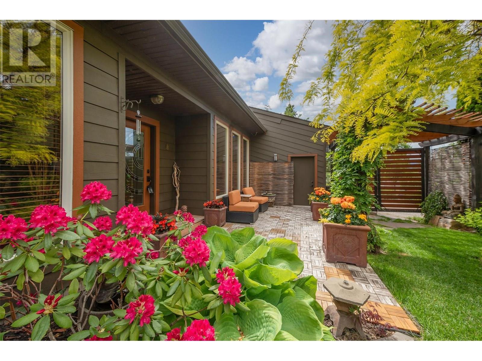 5259 Chute Lake Road