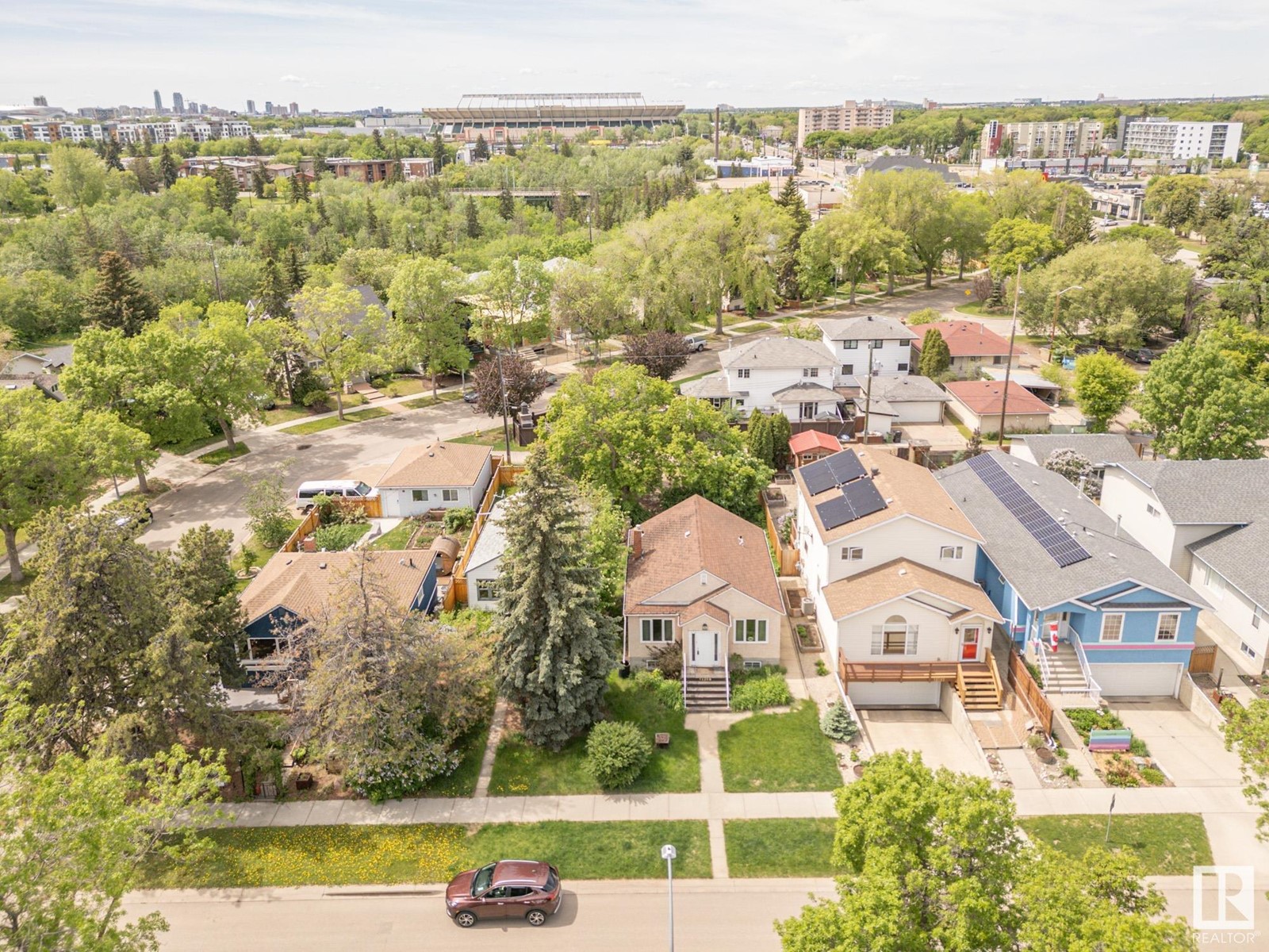 11208 79 ST NW NW